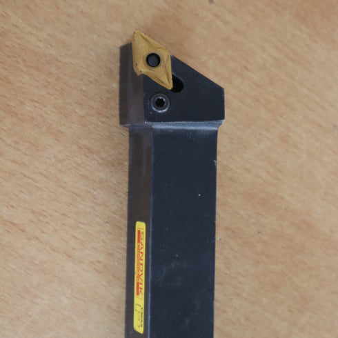 Turning toolholder PDJNR 3225P15